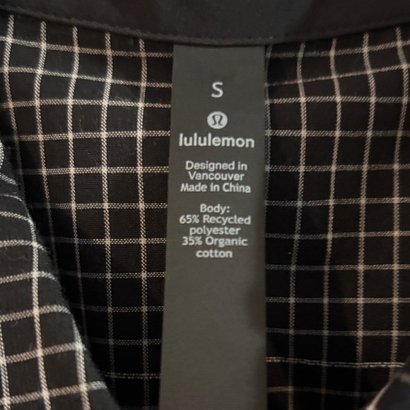 lululemon athletica Black Grid Men's Shirt - Picture 2 of 3